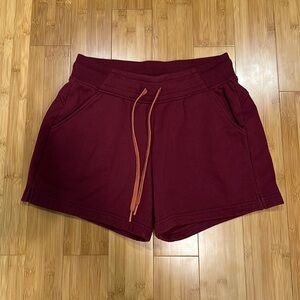 Tek Gear shorts size medium women’s